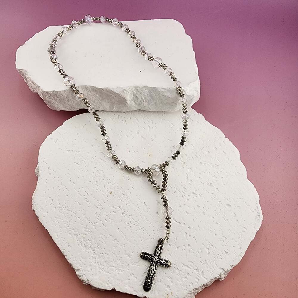 Clear Faceted Anglican Rosary Prayer Beads Silver Tone Cross with Guide